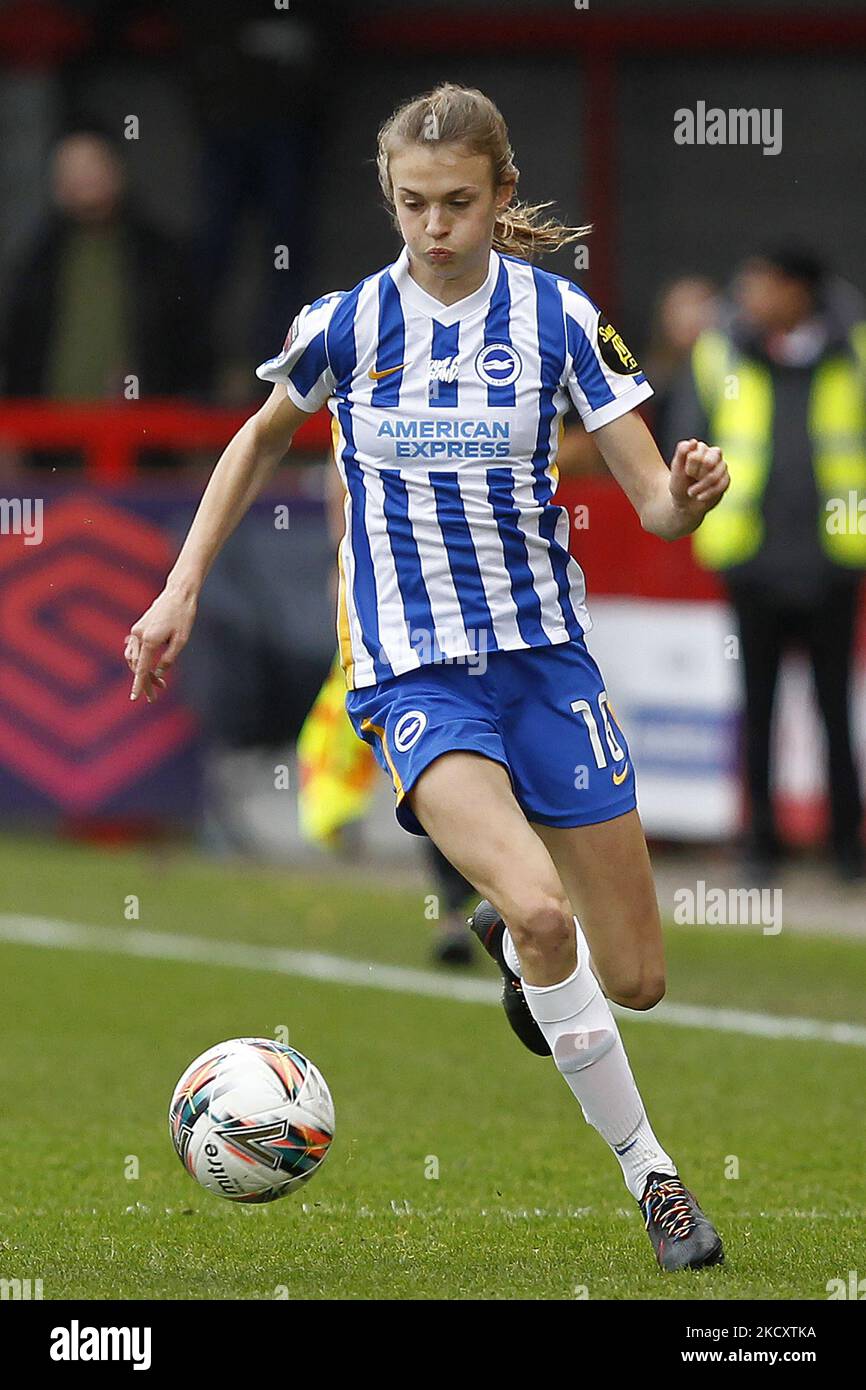 Ellie Brazil of Brighton & Hove Women during Barclays FA Woman Super League between Brighton and Hove Albion and Manchester United at The People's Pension Stadium, Crawly on 12th December, 2021 (Photo by Action Foto Sport/NurPhoto) Stock Photo