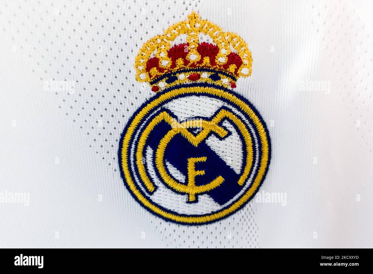 Real madrid logo jersey hi-res stock photography and images - Alamy