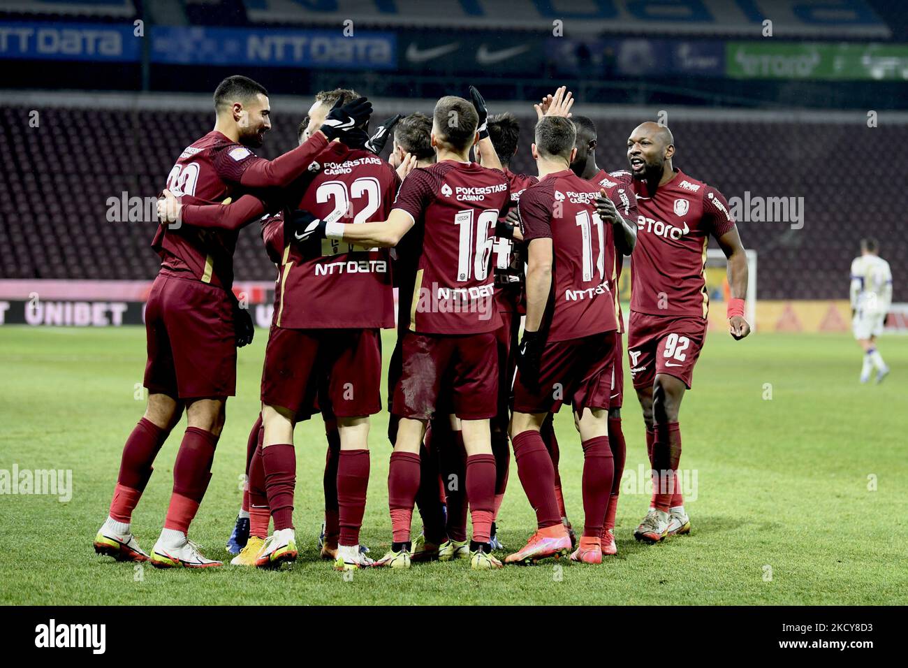 Players of CFR Cluj celebrating goal scoring during the game against FC  Arges, disputed on Dr Constantin Radulescu Stadium, Cluj-Napoca, 19  December 2021 (Photo by Flaviu Buboi/NurPhoto Stock Photo - Alamy