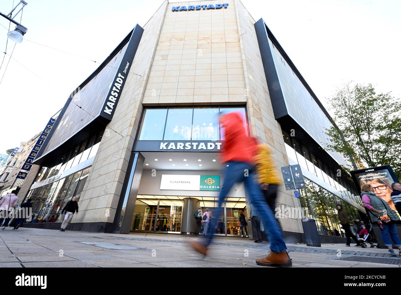 Dortmund, Germany. 05th Nov, 2022. View of the Galeria Kaufhof/Karstadt store in the city center. The department store chain is in trouble again and is trying to get a grip on the economic situation by going into insolvency on its own. However, the insolvency administrator has stated that one third of the department stores will have to be closed. Credit: Roberto Pfeil/dpa/Alamy Live News Stock Photo