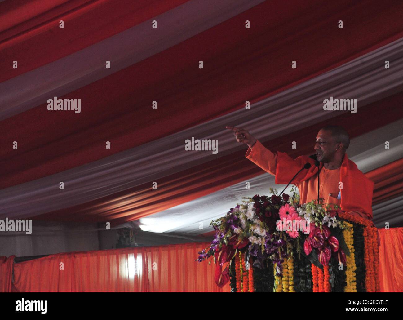 Yogi adityanath hi-res stock photography and images - Alamy