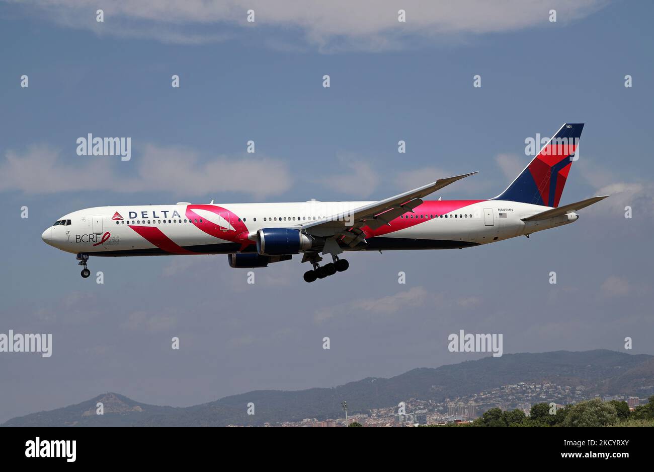 Boeing 767d hi-res stock photography and images - Alamy