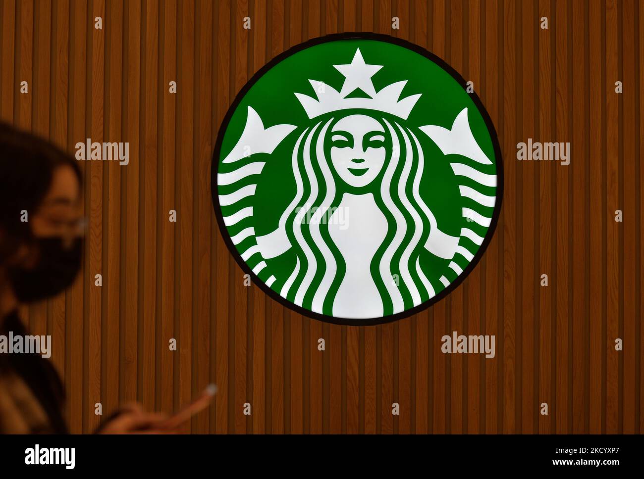 Photo of starbucks canada logo hires stock photography and images Alamy