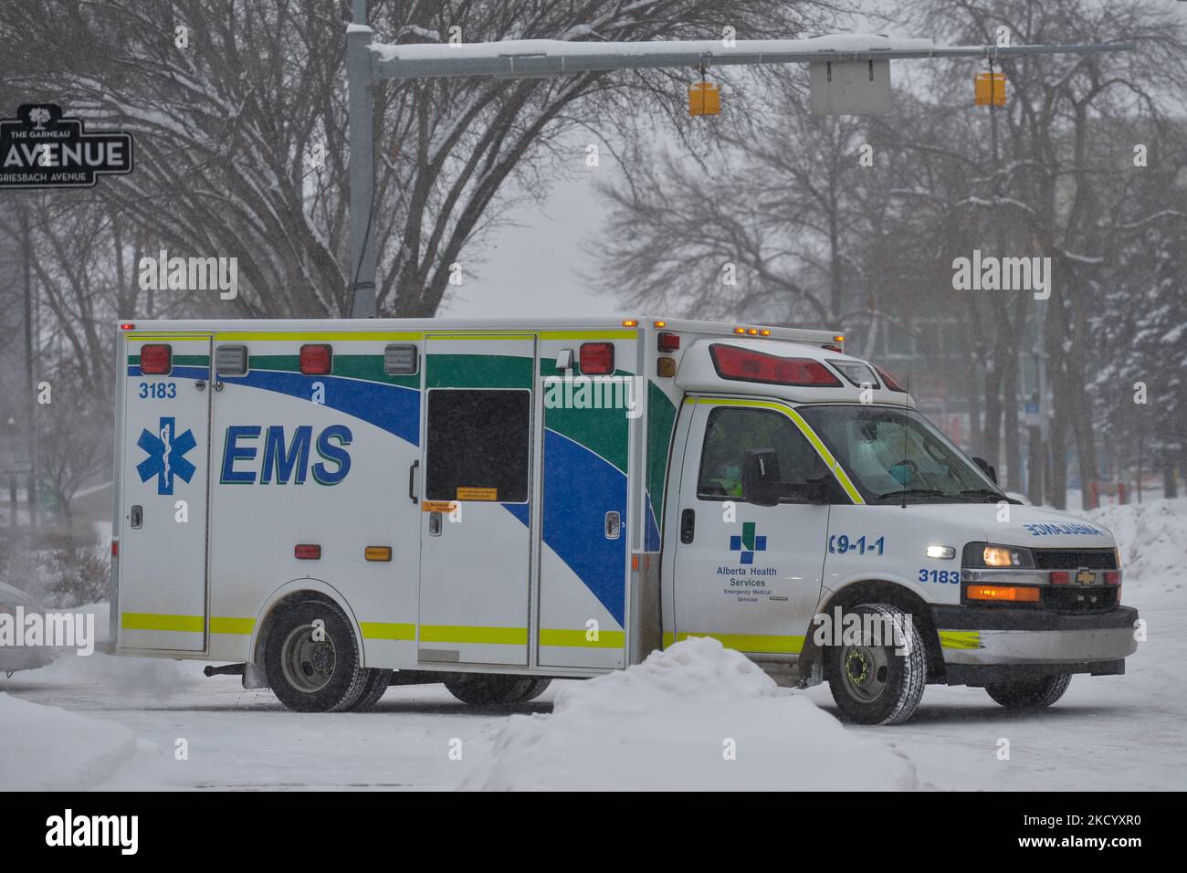 Ambualance hires stock photography and images Alamy