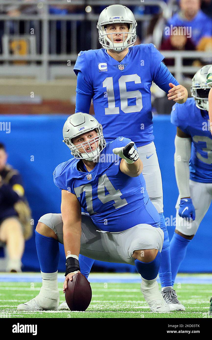 Detroit Lions center Ryan McCollum (74) gestures at the line of scrimmage before snapping to Detroit Lions quarterback Jared Goff (16) during an NFL football game between the Detroit Lions and the Green Bay Packers in Detroit, Michigan USA, on Sunday, January 9, 2022. (Photo by Amy Lemus/NurPhoto) Stock Photo