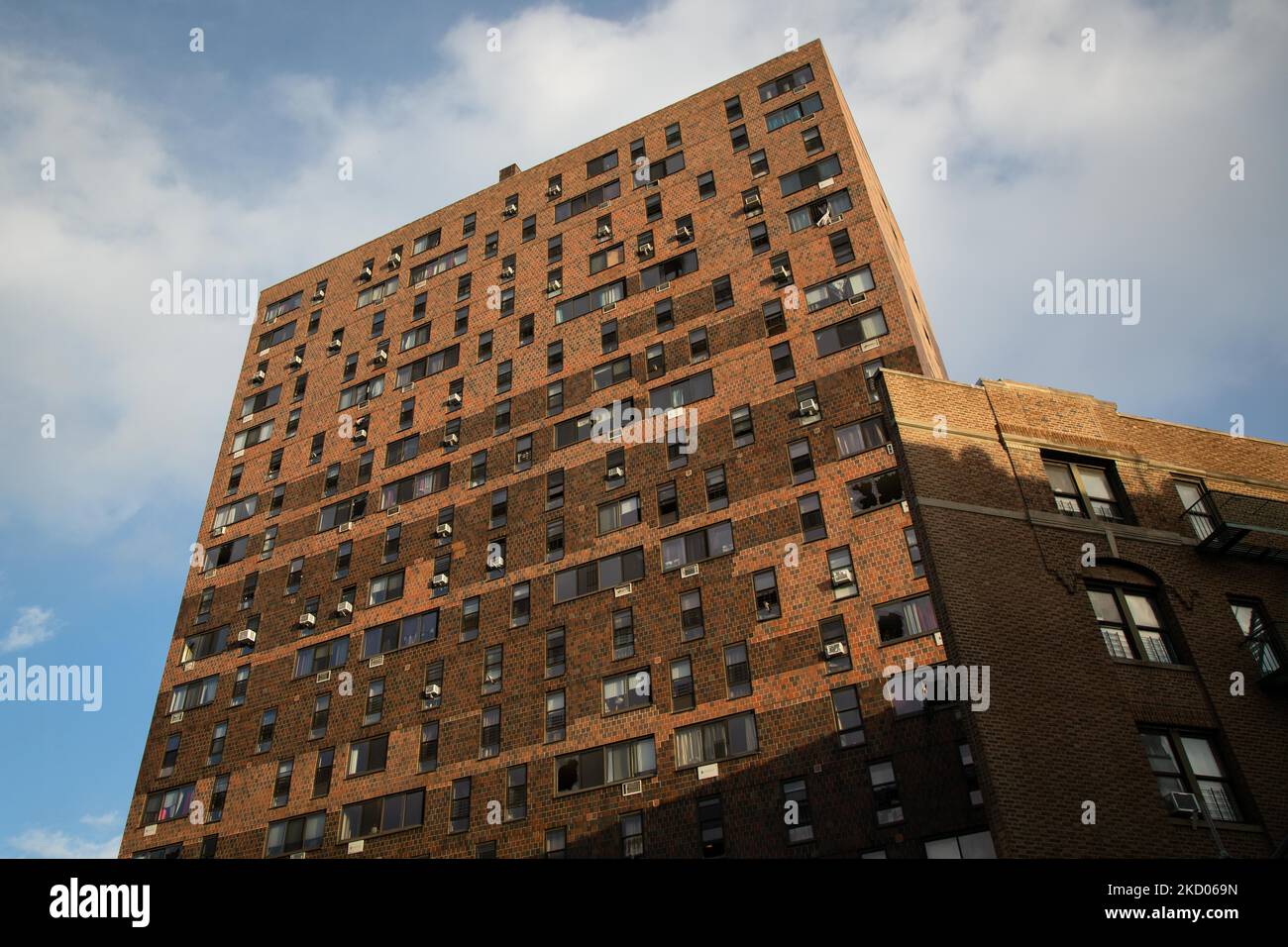 A five-alarm fire ignited in a 19-story Bronx apartment building at 333 ...