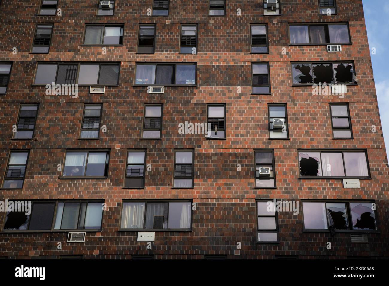 A five-alarm fire ignited in a 19-story Bronx apartment building at 333 ...