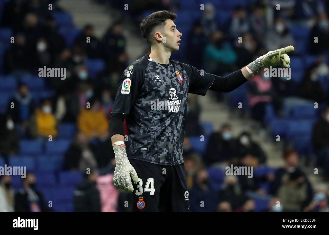 Joan Garcia during the match between RCD Espanyol and Elche CF, corresponding to the week 20 of the Liga Santander, played at the RCDE Stadium, in Barcelona, on 10th January 2022. -- (Photo by Urbanandsport/NurPhoto) Stock Photo