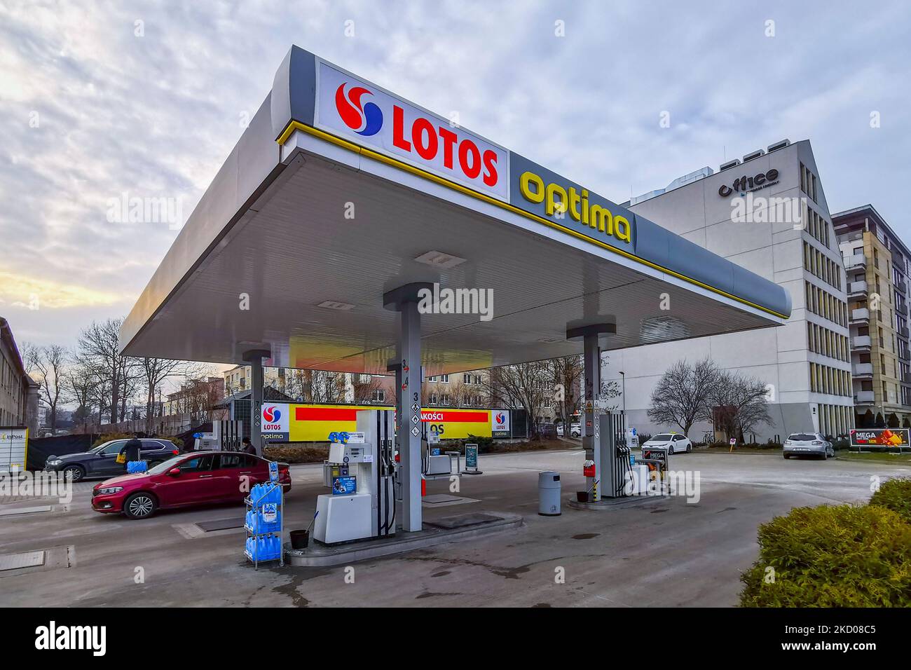 Lotos Assets Hi res Stock Photography And Images Alamy lotos-assets-hi-res-stock-photography-and-images-alamy