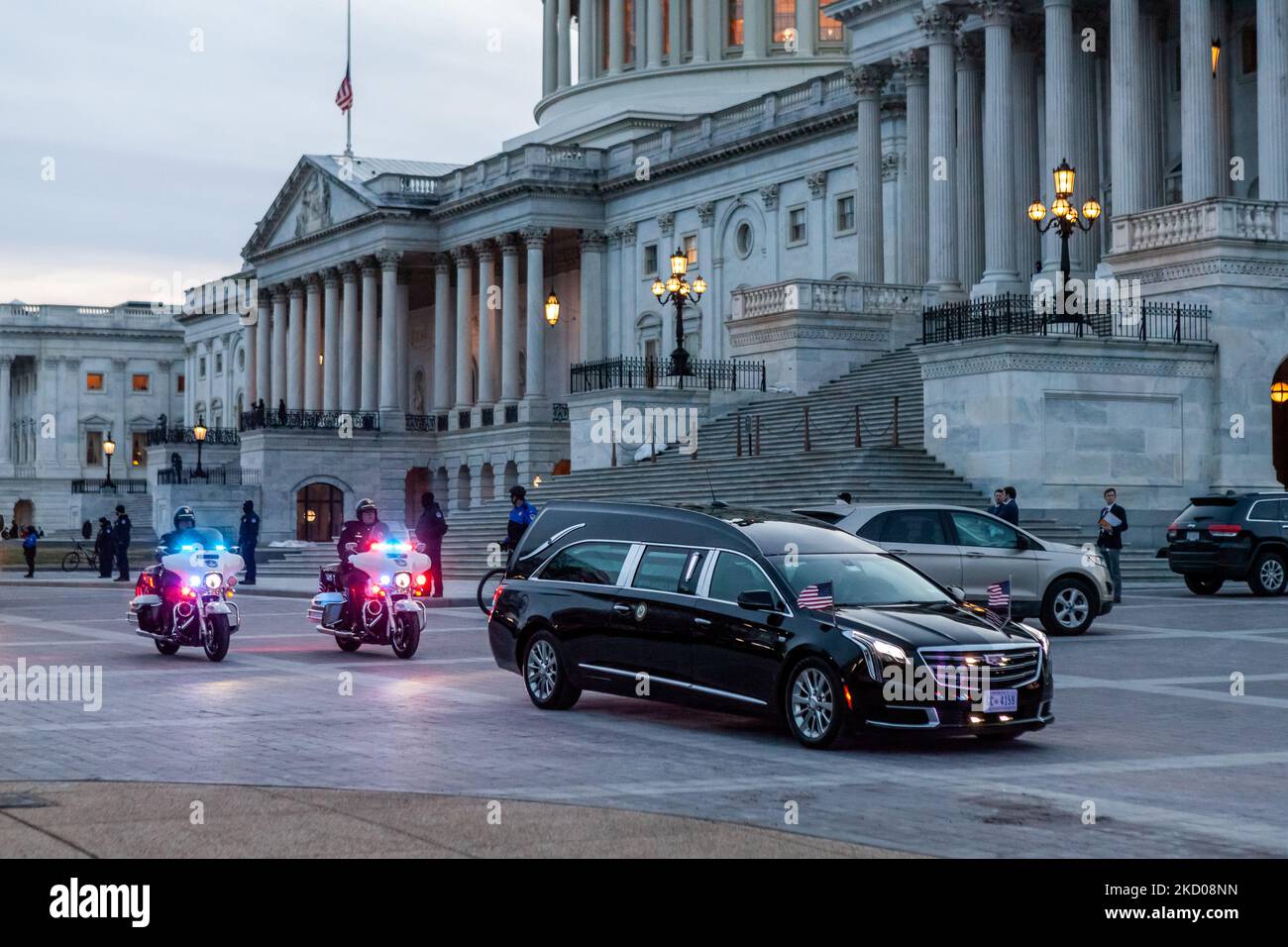 Capitol Police and DC's Metropolitan Police escort the hearse carrying the remains of former Senator Harry Reid out of the Capitol after lying in state in the rotunda. Reid was a Nevada Democrat who served in the House of Representatives from 1983-1987. He was a Senator from 1987-2017, and alternately served as Senate Majority and Minority leader from 2005-2017. (Photo by Allison Bailey/NurPhoto) Stock Photo