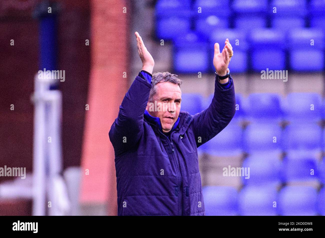 Micky Mellon, Manager of Tranmere Rovers FC greets the fans during the Sky Bet League 2 match between Tranmere Rovers and Rochdale at Prenton Park, Birkenhead on Saturday 15th January 2022. (Photo by Ian Charles/MI News/NurPhoto) Stock Photo