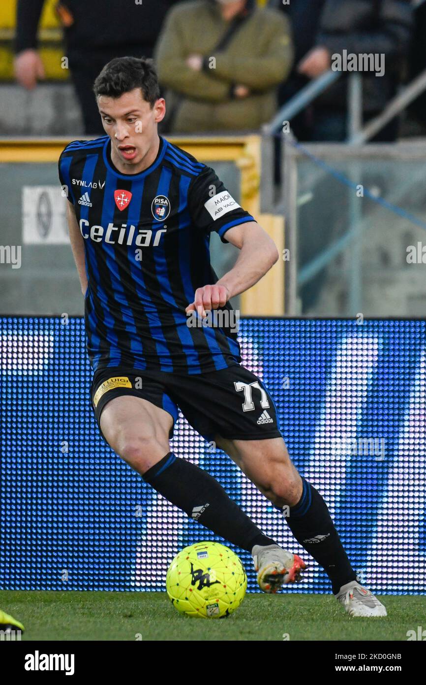 Arena Garibaldi, Pisa, Italy, January 14, 2023, Referee Mr. MAtteo  Gualtieri from Asti during AC Pisa vs AS Cittadella - Italian soccer Serie B  match Credit: Live Media Publishing Group/Alamy Live News