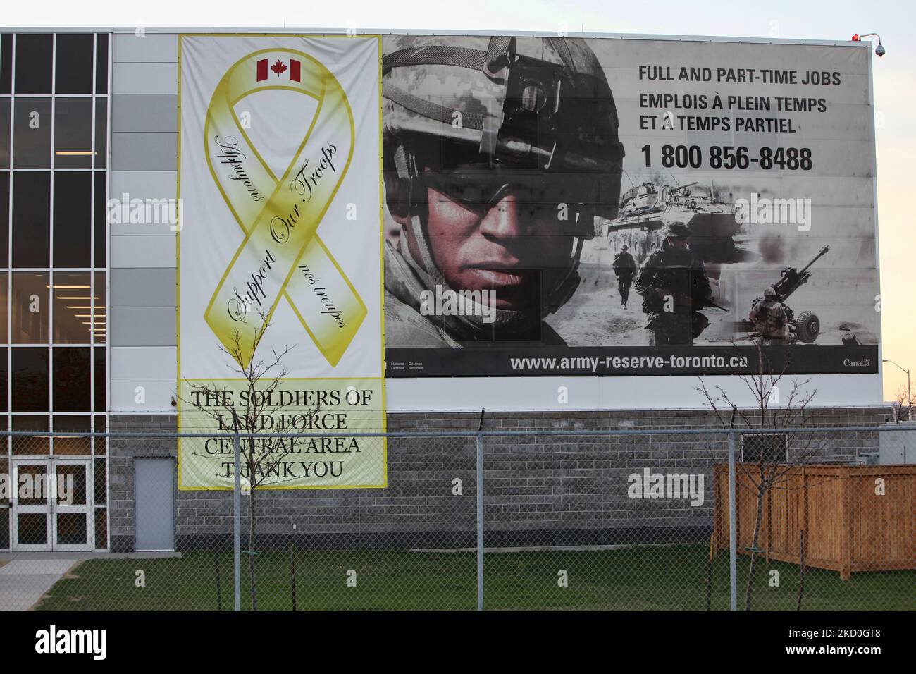 Canadian armed forces recruiting centre in Toronto Ontario, Canada, on May 04, 2009. (Photo by Creative Touch Imaging Ltd./NurPhoto) Stock Photo