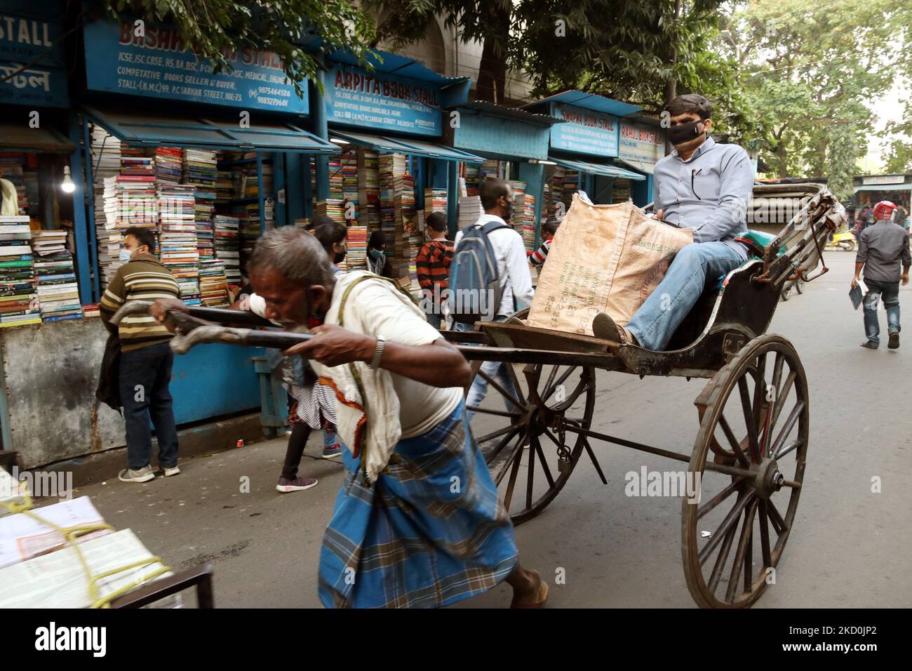 College street bookstall holder hires stock photography and images Alamy