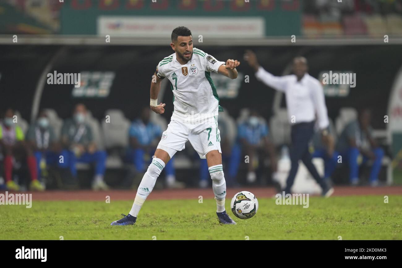 Riyad Mahrez (captain) of Algeria during Algeria versus Equatorial Guinea, African Cup of Nations, at Ahmadou Ahidjo Stadium on January 16, 2022. (Photo by Ulrik Pedersen/NurPhoto) Stock Photo