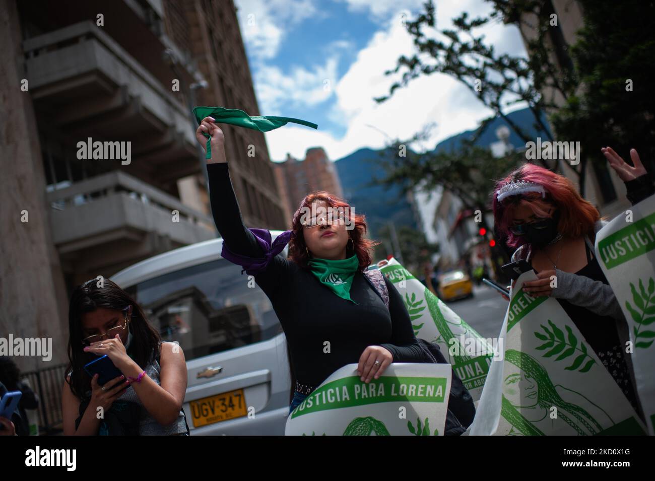 Women demonstrate in support of the decriminalization of Abortions outside the Colombian Constitutional Court house in Bogota, Colombia on January 20, 2022 (Photo by Sebastian Barros/NurPhoto) Stock Photo