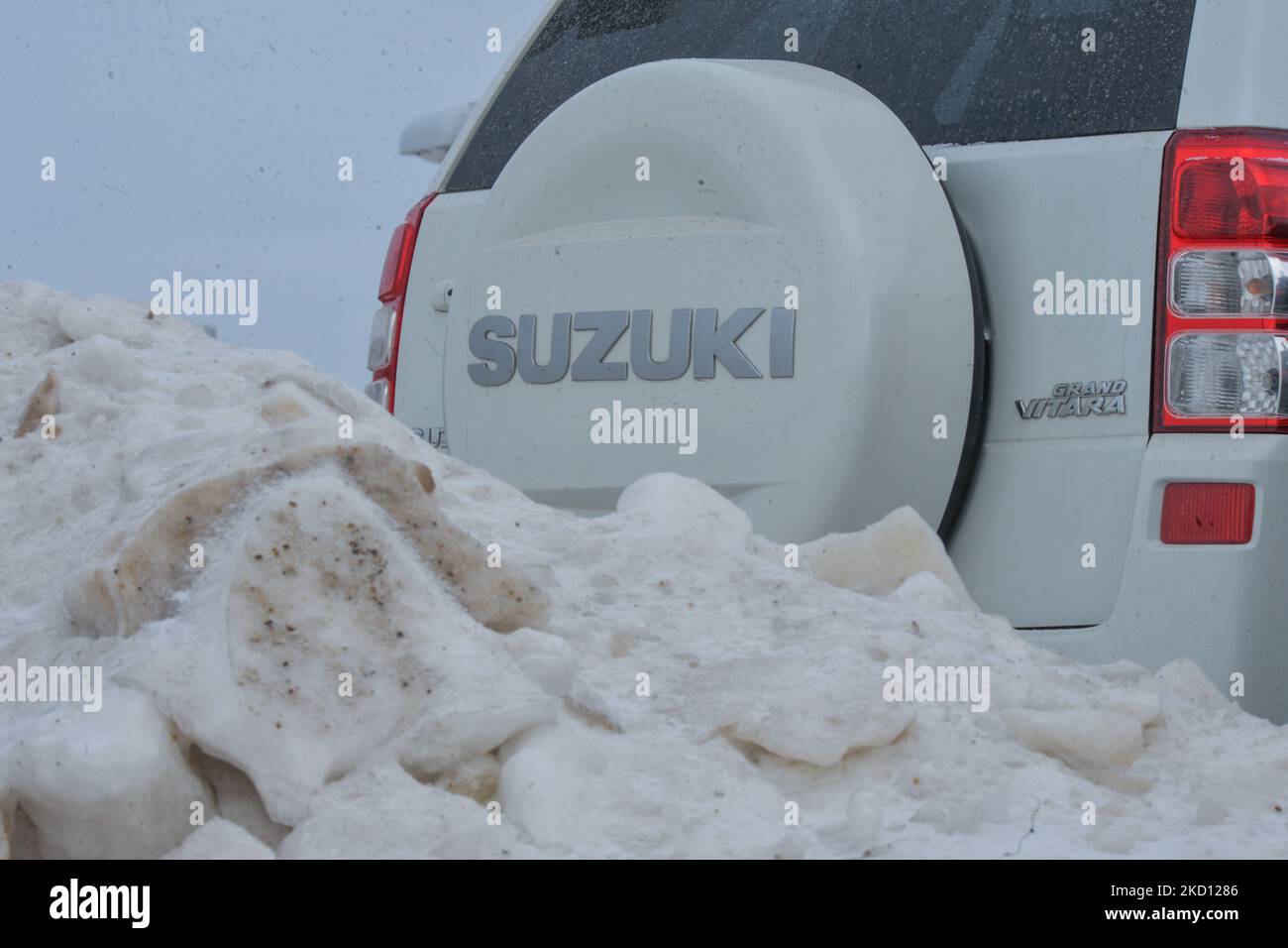Suzuki logo seen on a Grand Vitara vehicle parked in South Edmonton. On Saturday, January 22, 2022, in Edmonton, Alberta, Canada. (Photo by Artur Widak/NurPhoto) Stock Photo