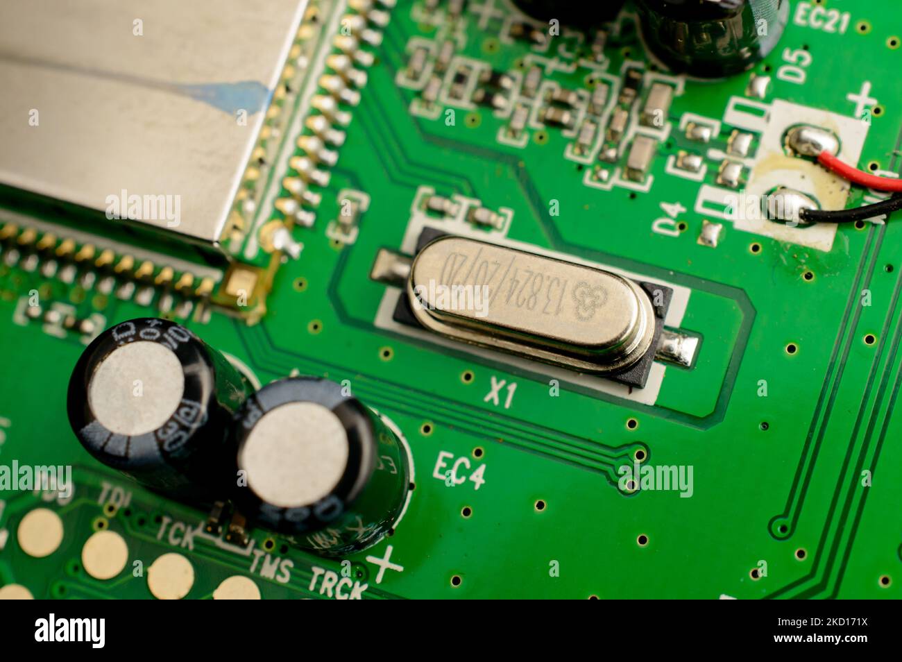 Quartz crystal resonator on a printed circuit board Stock Photo Alamy