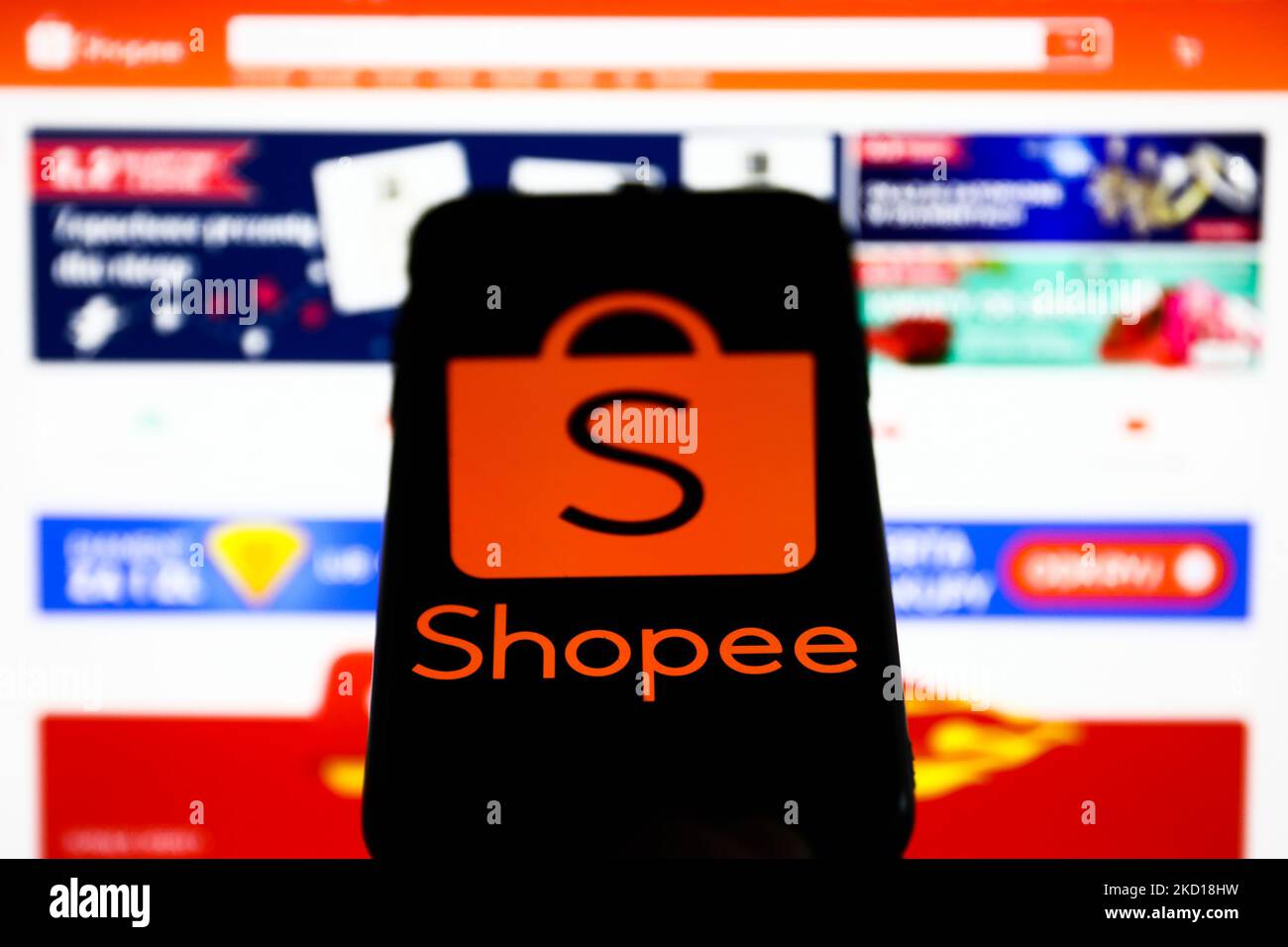 Shopee logo hi-res stock photography and images - Alamy