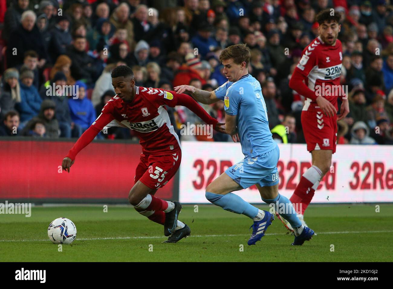 Middlesbrough's Isaiah Jones takes on Coventry City's Ben Sheaf during the Sky Bet Championship match between Middlesbrough and Coventry City at the Riverside Stadium, Middlesbrough on Saturday 29th January 2022. (Photo by Michael Driver/MI News/NurPhoto) Stock Photo