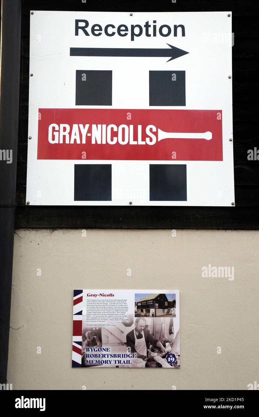 Cricket bats hires stock photography and images Alamy