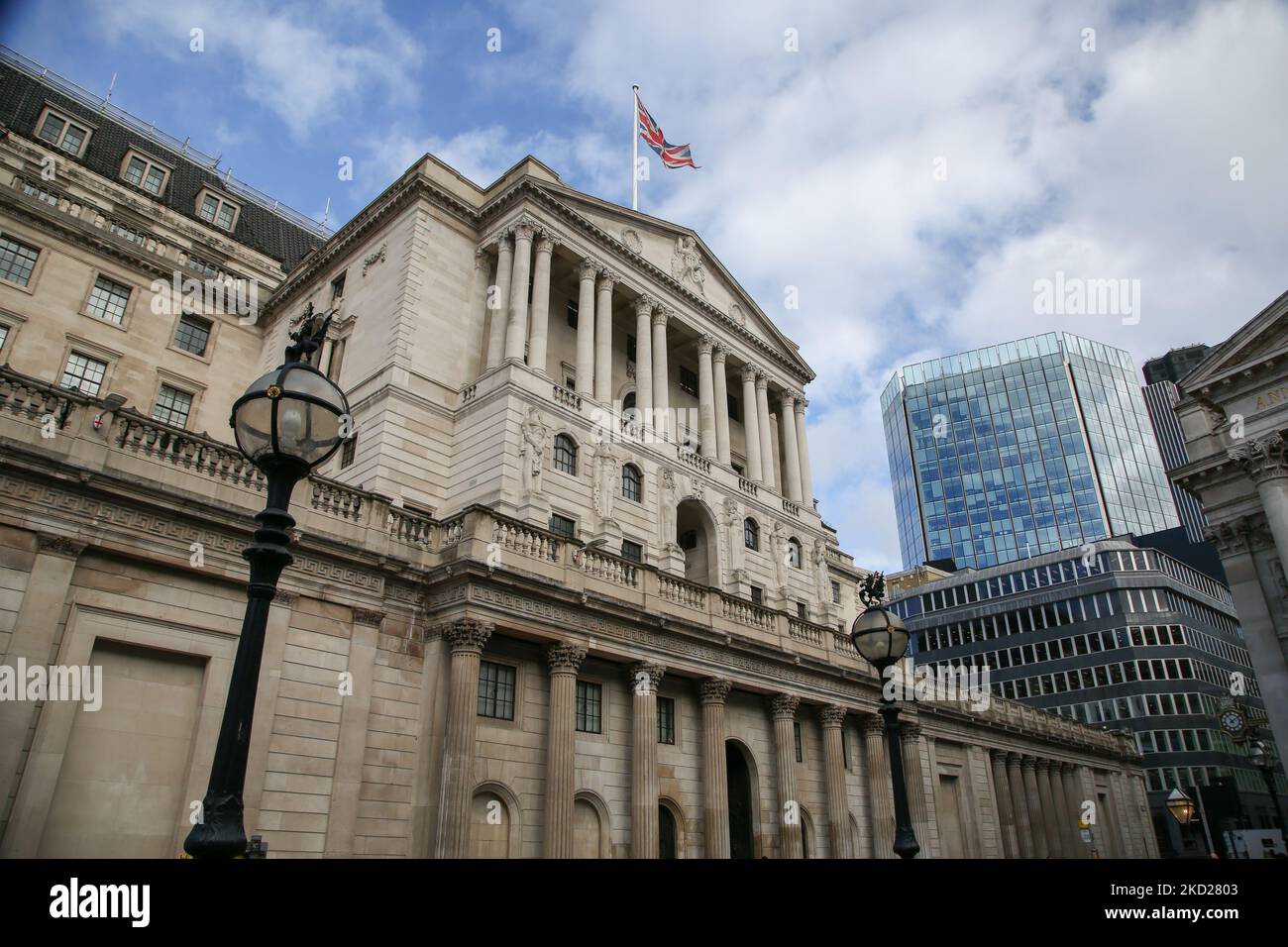 view-of-the-bank-of-england-in-city-of-london-the-bank-of-england