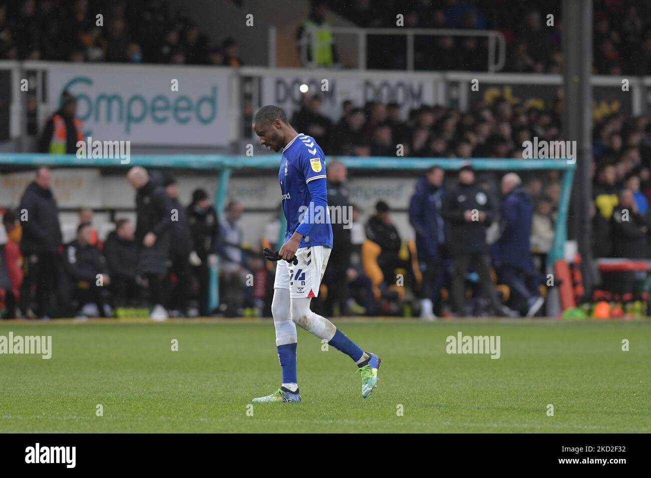 Oldham Athletic's Dylan Bahamboula is sent off by referee Robert Lewis during the Sky Bet League 2 match between Newport County and Oldham Athletic at Rodney Parade, Newport on Saturday 12th February 2022. (Photo by Eddie Garvey/MI News/NurPhoto) Stock Photo