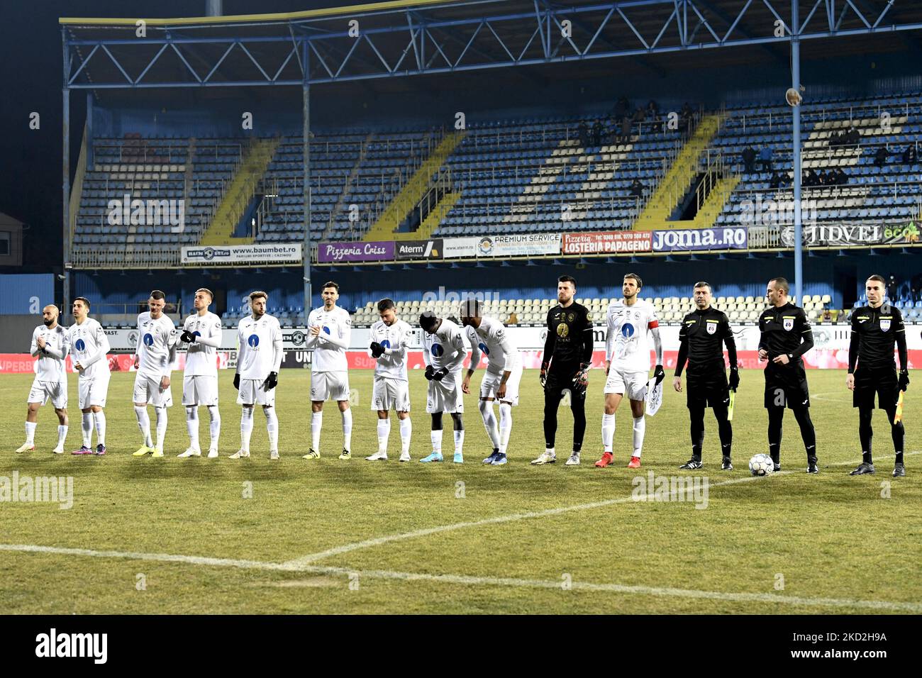 Players of Gaz Metan Medias at the beginning of the game against CFR Cluj, Romanian Liga 1, Medias, Romania, 12 February 2022 (Photo by Flaviu Buboi/NurPhoto) Stock Photo