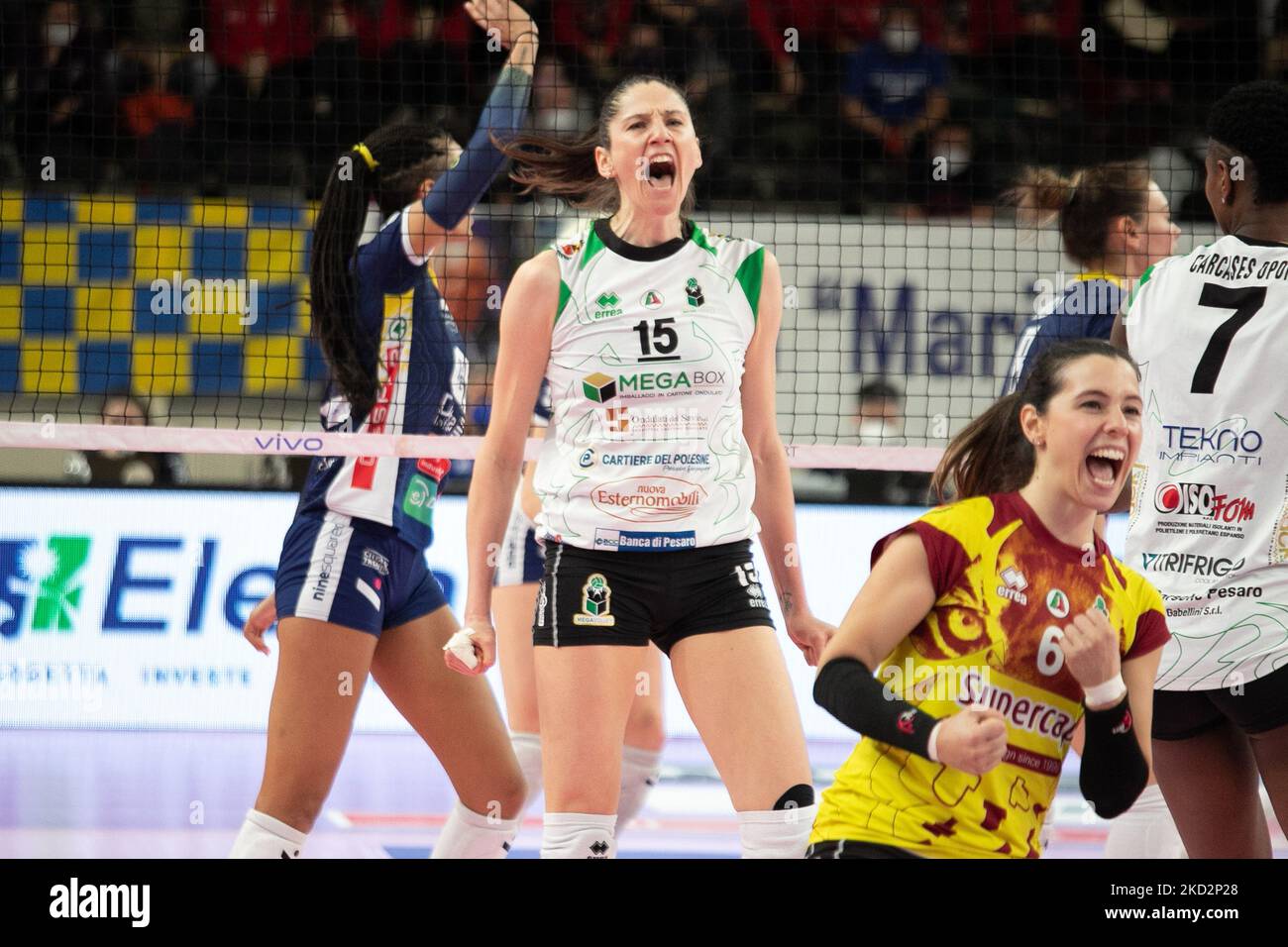 Chiara riolfo livemedia nurphoto hi-res stock photography and images ...