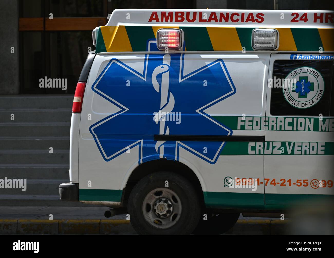 An ambulance seen in Merida center. On Sunday, February 13, 2022, in Merida, Yucatan, Mexico. (Photo by Artur Widak/NurPhoto) Stock Photo