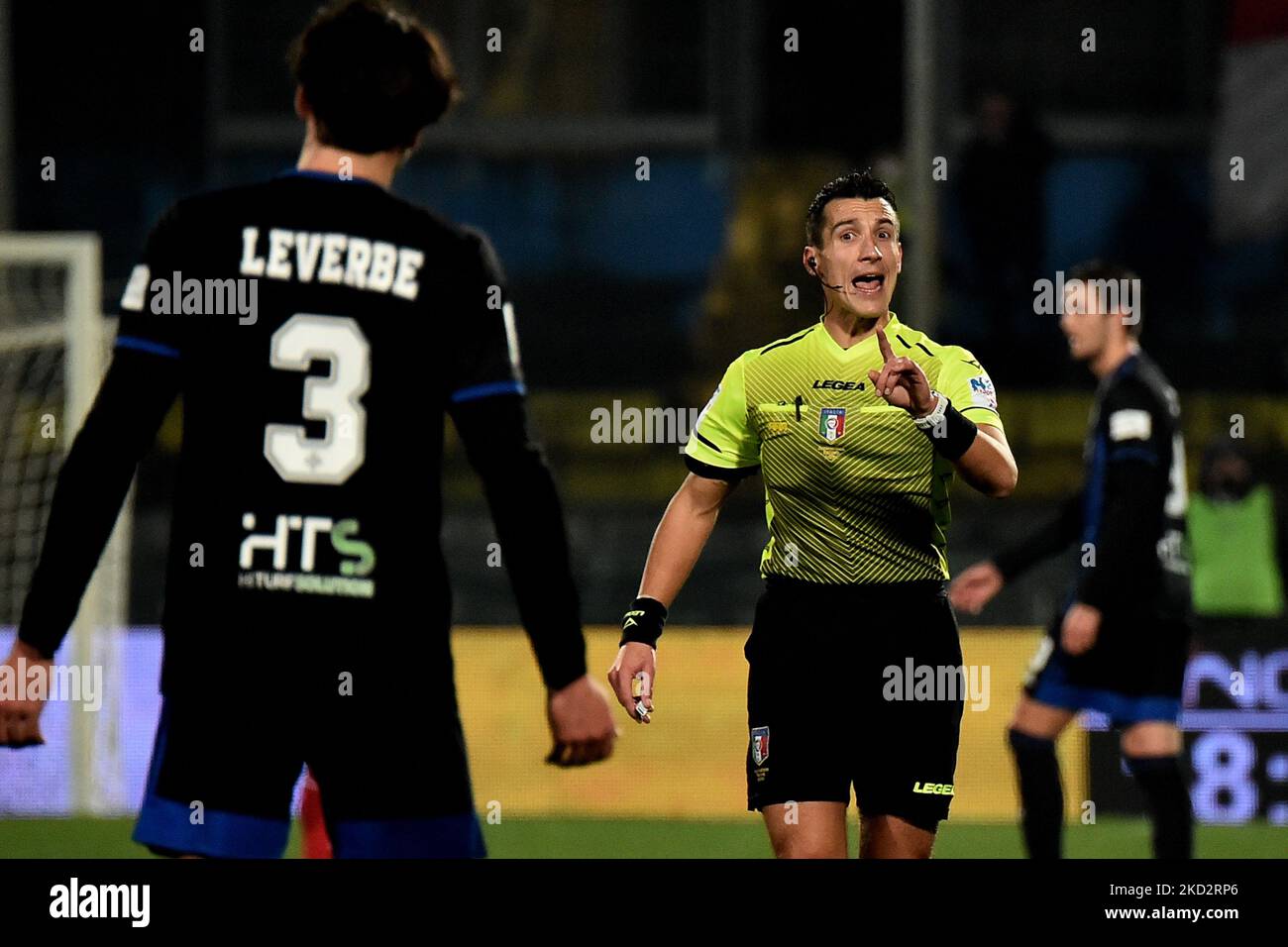 Pisa, Italy. 06th May, 2023. The referee Francesco Cosso during the Italian  soccer Serie B match AC Pisa vs Frosinone Calcio on May 06, 2023 at the  Arena Garibaldi in Pisa, Italy (