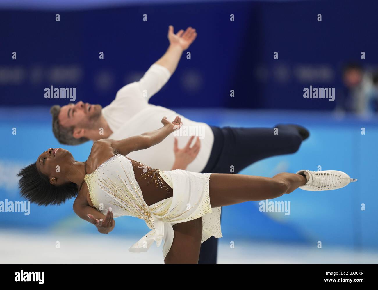 Vanessa James and Eric Radford from Canada at Figure Skating, Beijing 2022 Winter Olympic Games, Capital Indoor Stadium on February 18, 2022 in Beijing, China. (Photo by Ulrik Pedersen/NurPhoto) Stock Photo