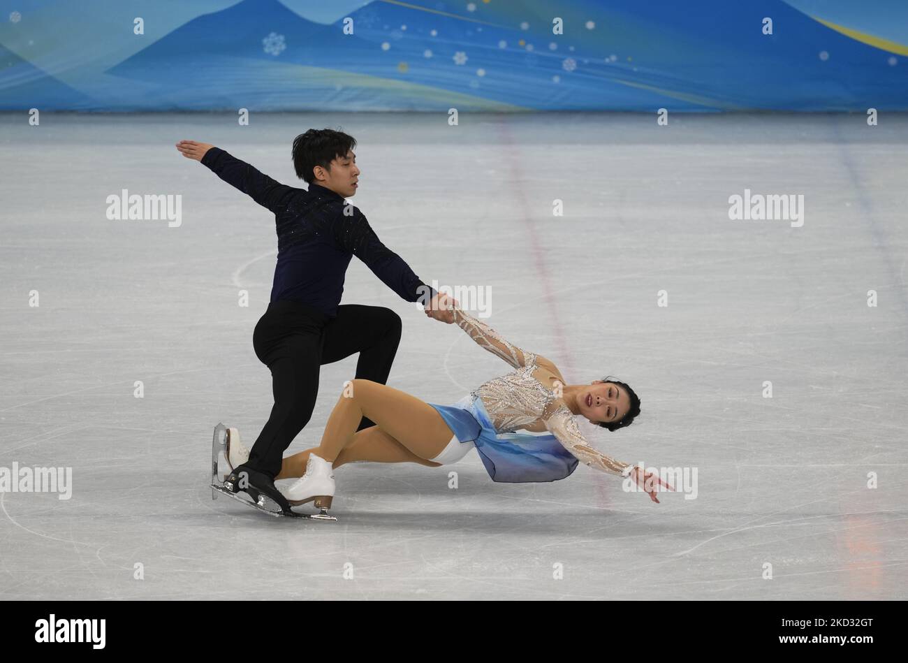 Wenjing Sui and Cong Han from China winning gold at Figure Skating, Beijing 2022 Winter Olympic Games, Capital Indoor Stadium on February 19, 2022 in Beijing, China. (Photo by Ulrik Pedersen/NurPhoto) Stock Photo