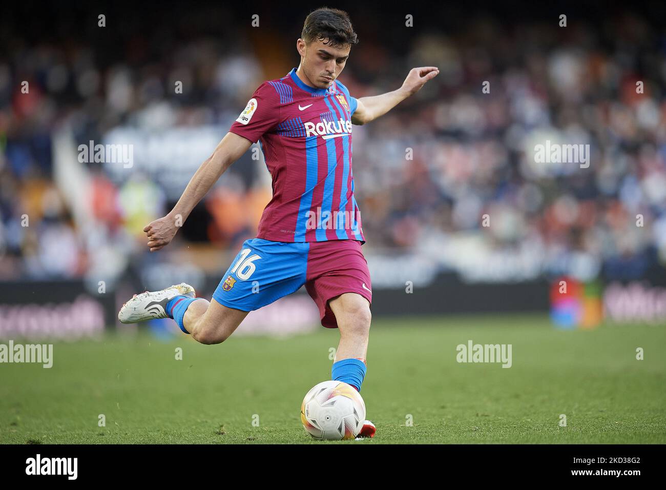 pedri-barcelona-goal-hi-res-stock-photography-and-images-alamy