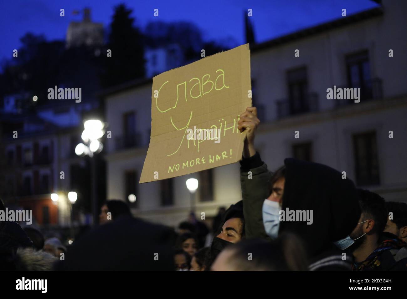 A no more war banner during a demonstration to protest against Russia's invasion of Ukraine in Granada, Spain on February 25, 2022. (Photo by Álex Cámara/NurPhoto) Stock Photo