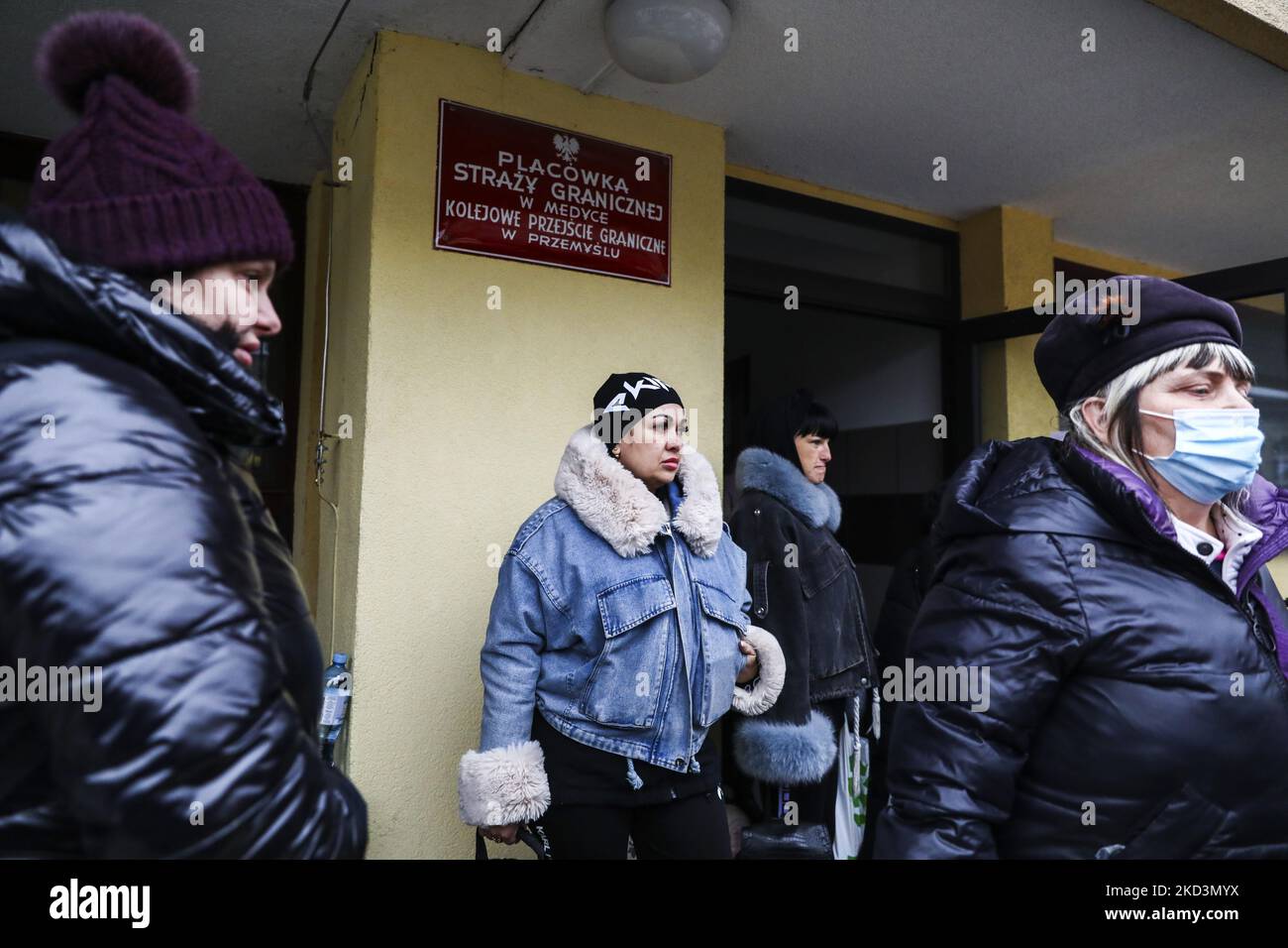 Passengers arrived on a train from Ukraine to the railway station in Przemysl, Poland on February 25, 2022. Russian invasion on Ukraine can cause a mass exodus of refugees to Poland. (Photo by Beata Zawrzel/NurPhoto) Stock Photo