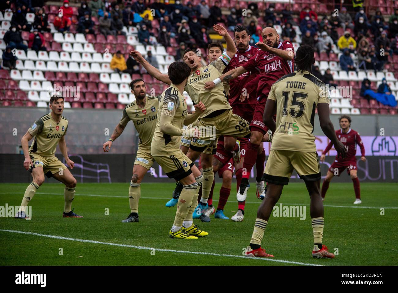 Daniele Liotti (Cosenza) after the goal of 1-1 during AC Pisa vs Cosenza  Calcio, Italian soccer Serie B match in Pisa, Italy, April 30 2022 Stock  Photo - Alamy