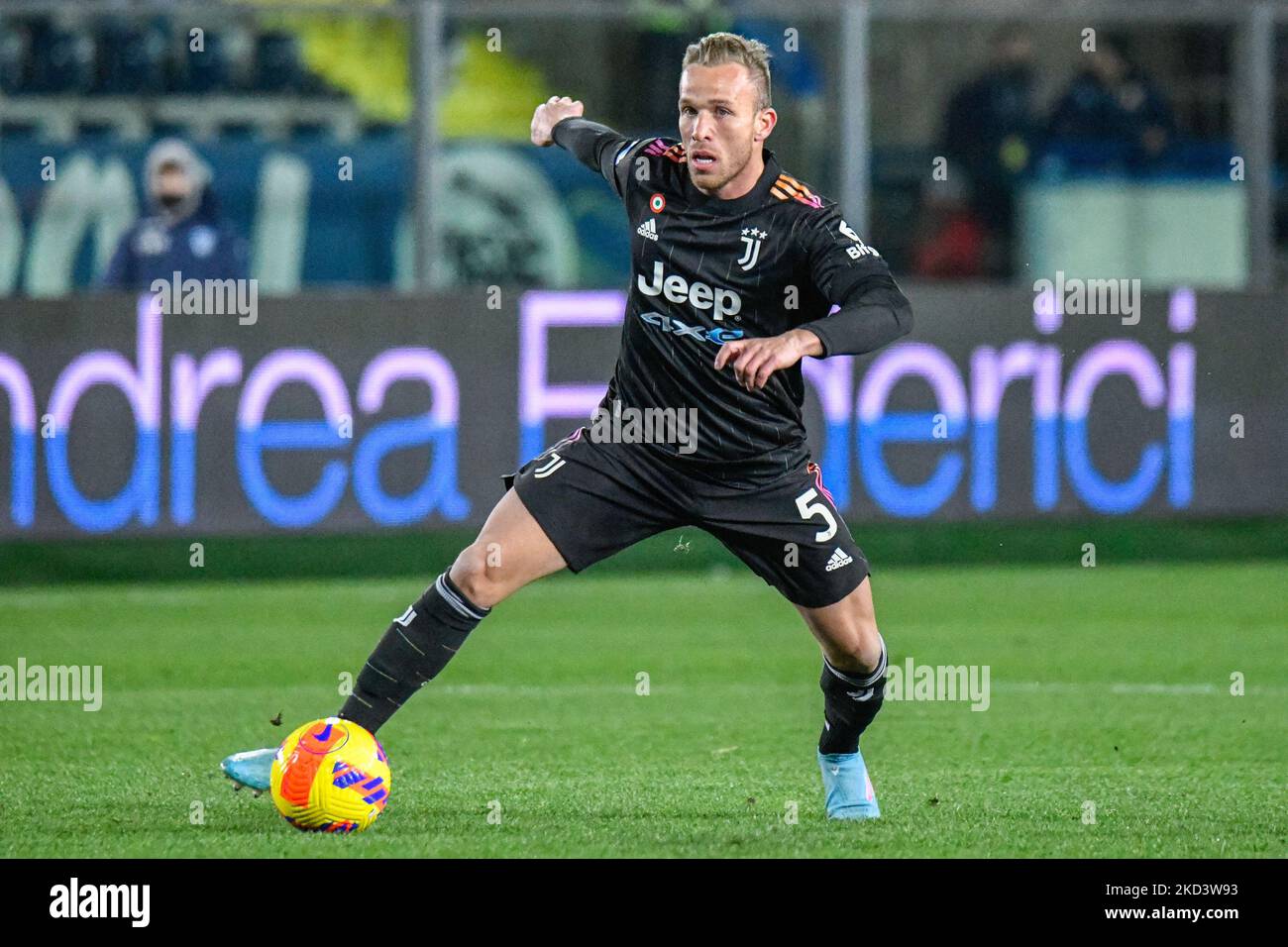 Jose' Callejon (Fiorentina) during the italian soccer Serie A match Empoli  FC vs ACF Fiorentina on November 27, 2021 at the Carlo Castellani stadium  in Empoli, Italy (Photo by Fabio Fagiolini/LiveMedia/NurPhoto Stock