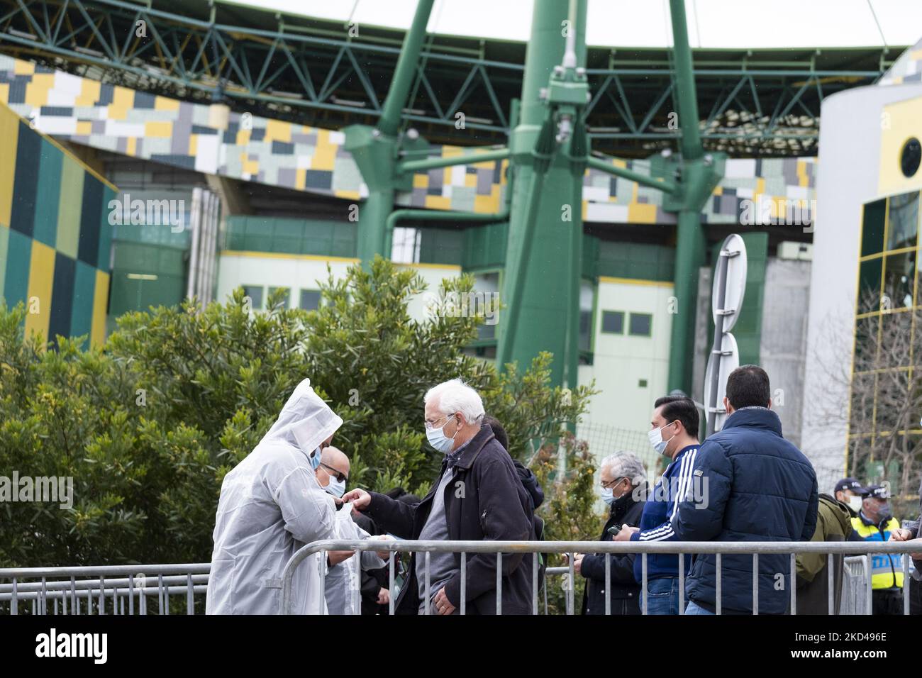 Many members of the club head to the facilities of João Rocha Pavilion, near the Alvalade stadium to vote for the new president of Sporting Clube de Portugal, on March 5, 2022, at the João Rocha Pavilion, in Lisbon, Portugal. The Elections for the New President of Sporting Clube de Portugal are held today. Frederico Varandas is the main candidate and the actual President and competes against Ricardo Oliveira and Nuno Sousa. (Photo by Nuno Cruz/NurPhoto) Stock Photo
