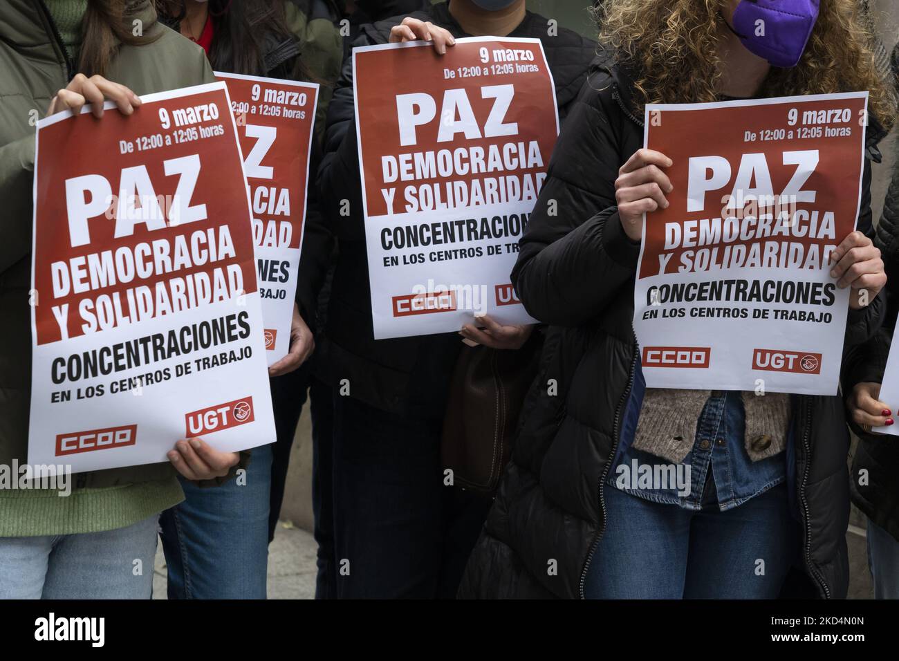 Detail of the banners calling for peace, democracy and solidarity carried by participants in the silent concentration in Santander (Spain) called by the majority unions CCOO (Workers' Commissions) and UGT (General Union of Workers) to protest against the war in Ukraine, in Santander, Spain, on March 09, 2022. (Photo by Joaquin Gomez Sastre/NurPhoto) Stock Photo