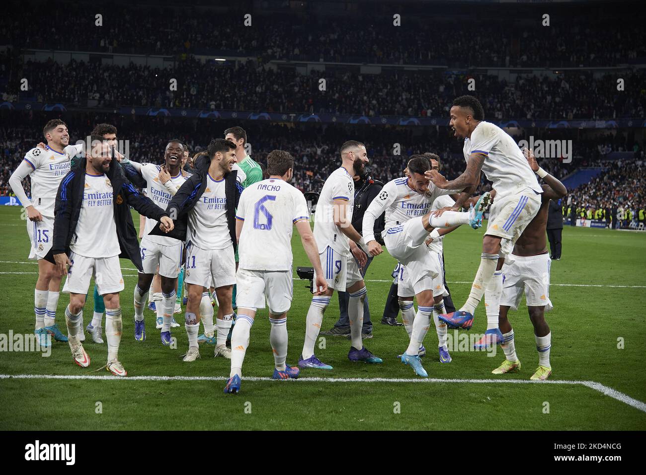 Real Madrid players celebrate victory after the UEFA Champions League ...