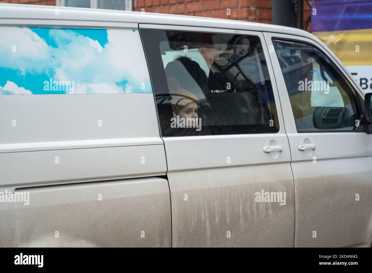 A young Ukrainian child is seen inside a van headed to leave for Romania, in the city of Otaci, northern Moldova, on 10-03-2022. (Photo by Matteo Placucci/NurPhoto) Stock Photo