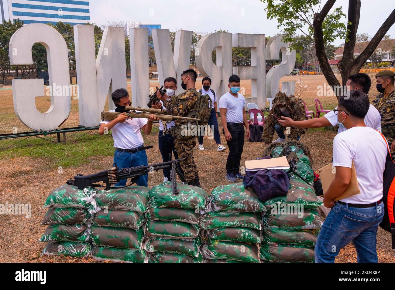 Armed forces of the philippines march hi-res stock photography and ...