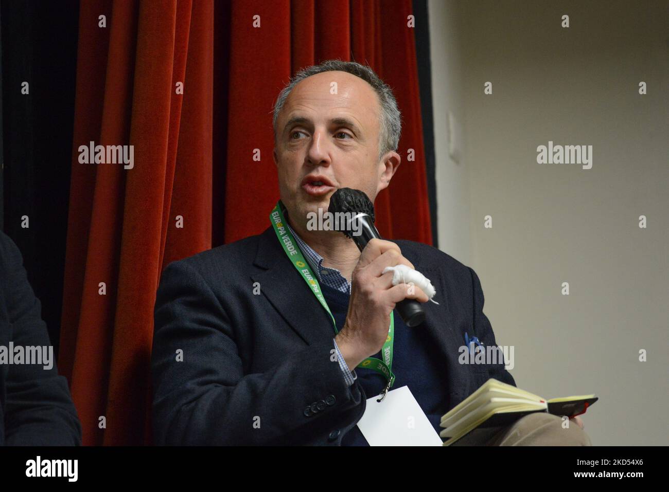 Ferruccio Sansa, journalist during the News ''Italy without poisons. No to war'', programmatic conference of Europa Verde and the European Green Party Verdi. on March 13, 2022 at the Rome in Rome, Italy (Photo by Gloria Imbrogno/LiveMedia/NurPhoto) Stock Photo