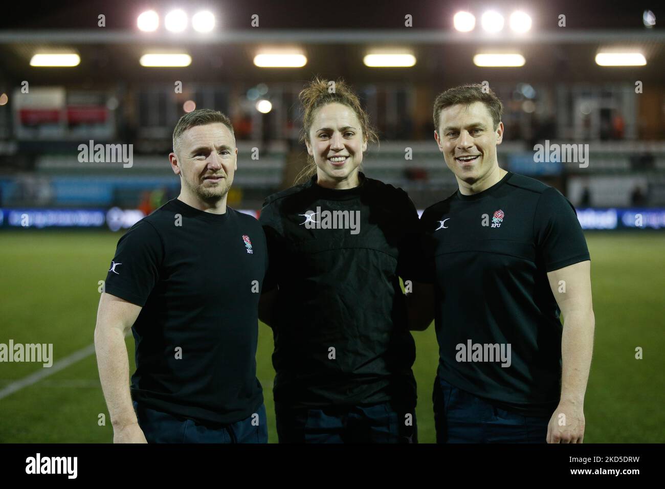 Sara Cox (centre) (referee) is pictured with her assistant referees Jack Makepeace (right) and Jamie Leahy (left) before during the Premiership Cup match between Newcastle Falcons and Leicester Tigers at Kingston Park, Newcastle on Friday 18th March 2022. (Photo by Chris Lishman/MI News/NurPhoto) Stock Photo