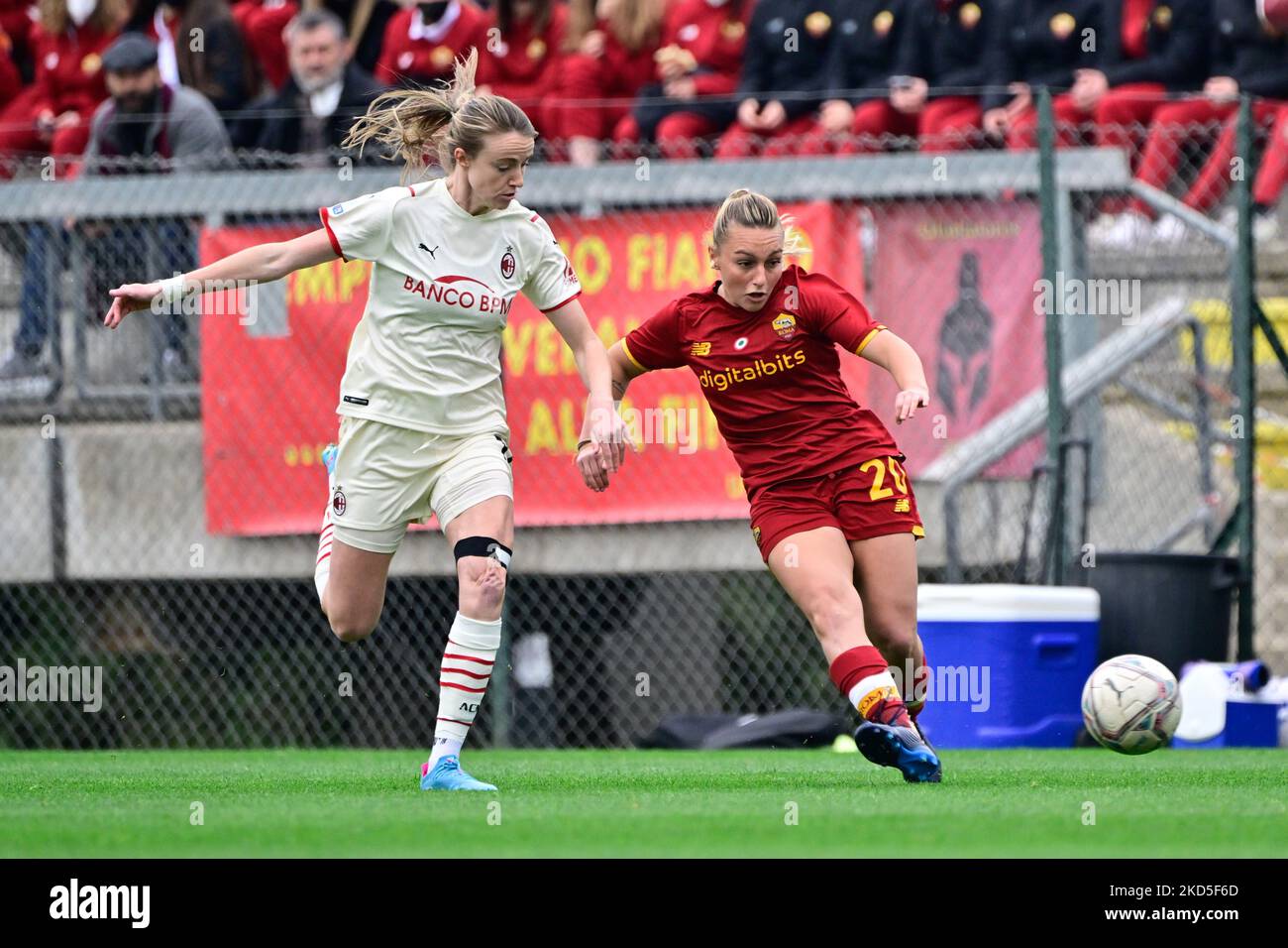 Christy Grimshaw (AC Milan) during AC Milan vs ACF Fiorentina femminile,  Italian football Serie A Women mat - Photo .LiveMedia/Francesco Scaccianoce  Stock Photo - Alamy