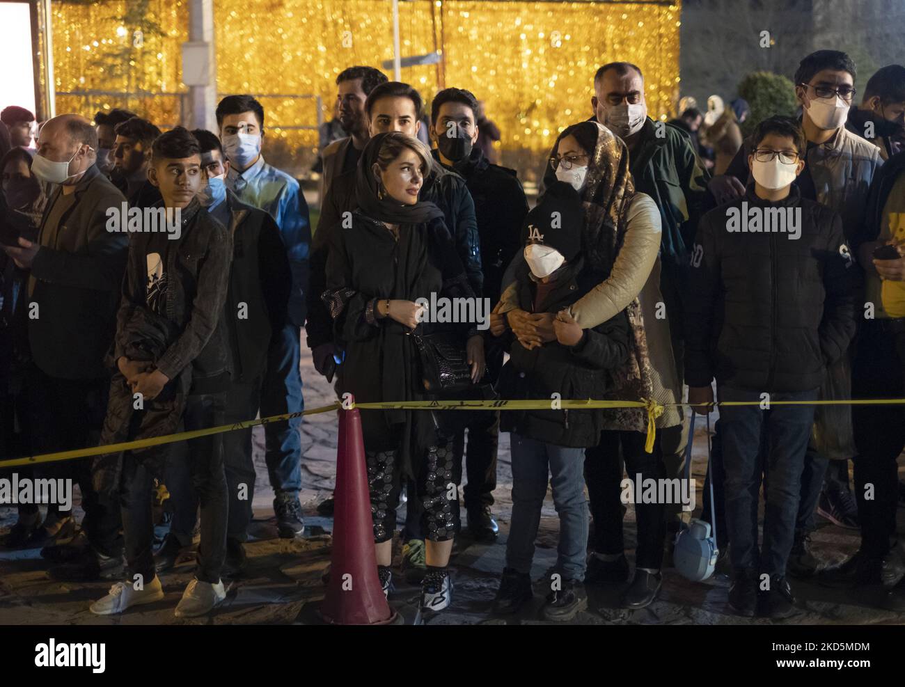 Iranians gather in the Water and Fire Park in northern Tehran to ...