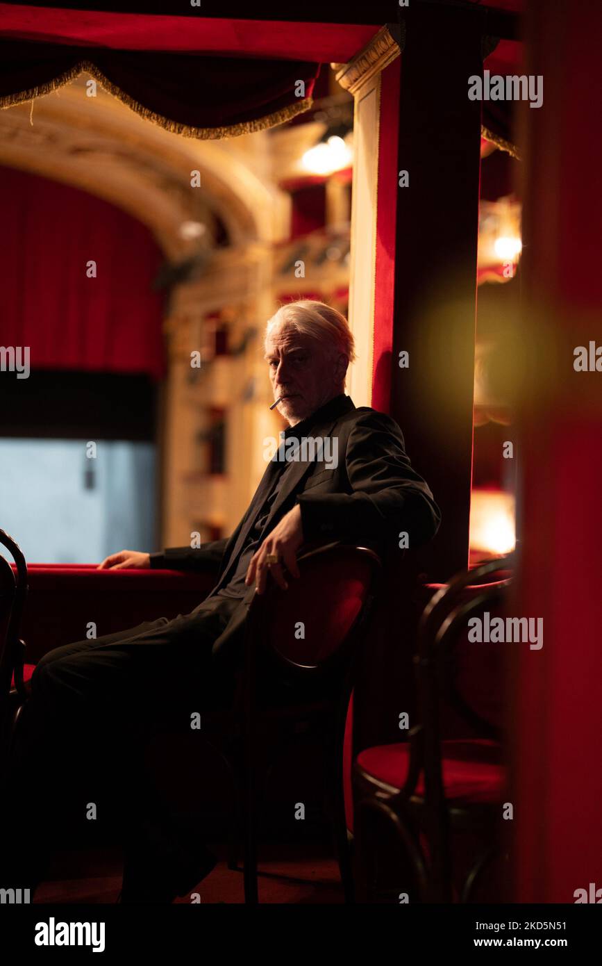 Thomas Ragno Portraits of the actor Tommaso Ragno before the theatrical performance ...