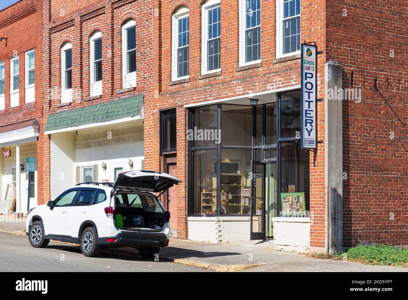 GALAX, VIRGINIA, USA15 OCTOBER 2022 Chestnut Creek School of the Arts