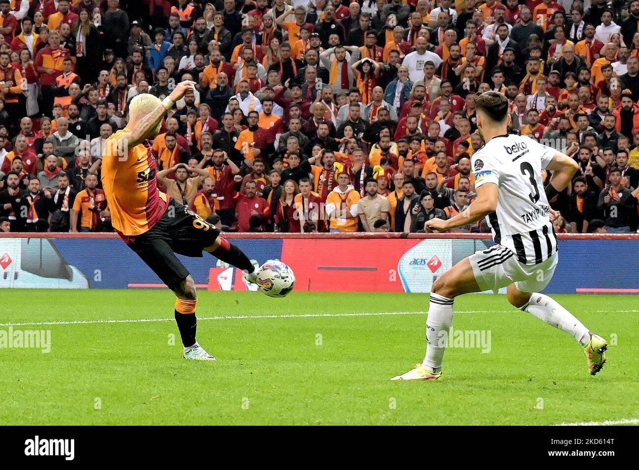 ISTANBUL Mauro Icardi of Galatasaray AS scores during the Turkish
